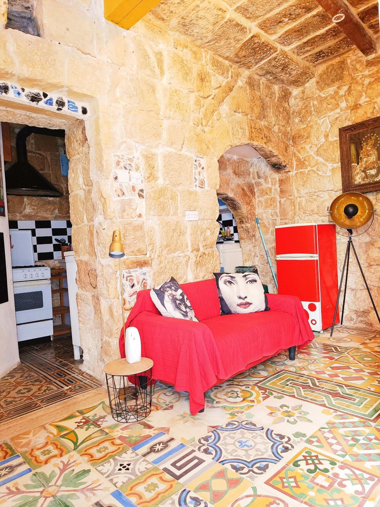 Fusion Homestay Accommodation Mosta Bagian luar foto